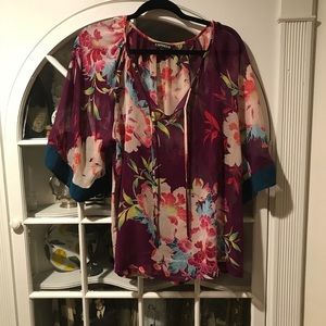 LIGHTLY WORN Express Top!